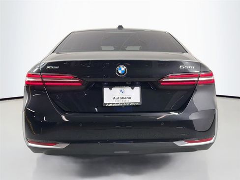 New 2026 BMW 530i xDrive w/ Premium Package AWD/4WD image 7