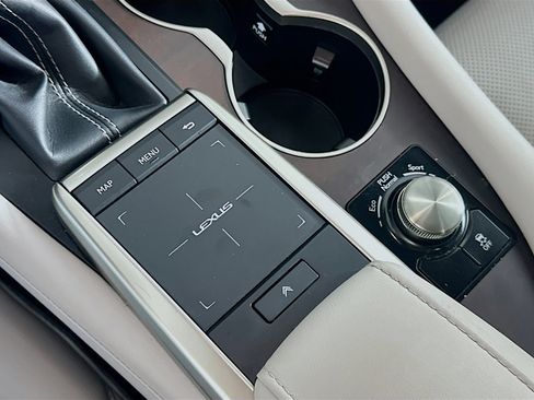 Used 2022 Lexus RX 350 2WD image 26