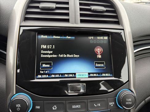 Used 2015 Chevrolet Malibu LT w/ Leather Package image 65