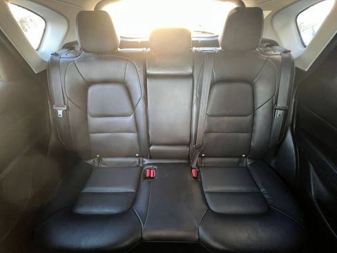 Used 2025 MAZDA CX-5 AWD 2.5 S w/ Select Package image 39