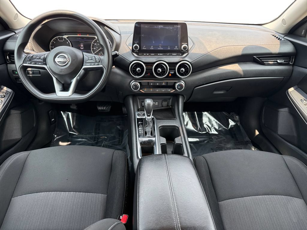 Certified 2024 Nissan Sentra SV FWD image 10