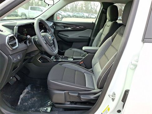 New 2026 Chevrolet TrailBlazer LS w/ LS Convenience Package image 9