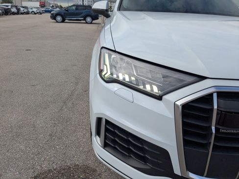 Used 2020 Audi Q7 3.0T Prestige image 12