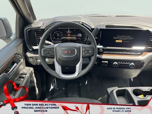 New 2025 GMC Sierra 1500 Elevation image 12