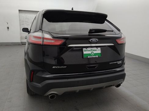 Used 2020 Ford Edge Titanium w/ Equipment Group 301A FWD image 6