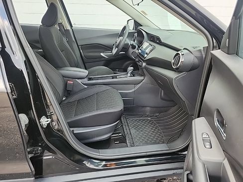 Used 2021 Nissan Kicks SV FWD image 32