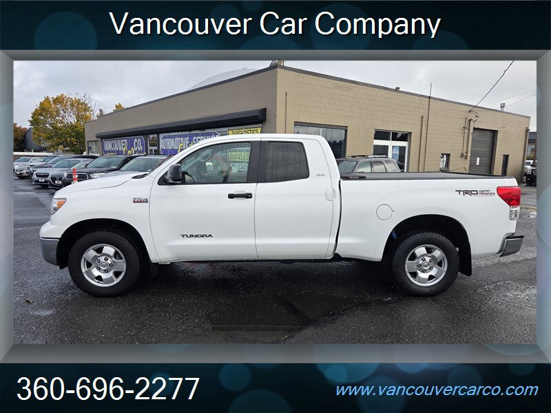 Used 2011 Toyota Tundra 4x4 Double Cab image 3