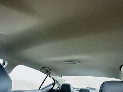 Used 2024 Nissan Altima 2.5 SV image 21