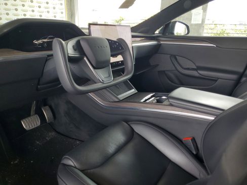 Used 2021 Tesla Model S Long Range image 16