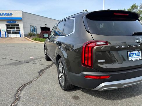 Used 2020 Kia Telluride S AWD/4WD image 6