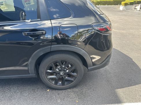 Certified 2023 Honda HR-V Sport image 6