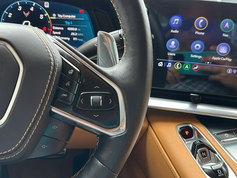 Used 2023 Chevrolet Corvette Stingray Premium Conv w/ 3LT image 19