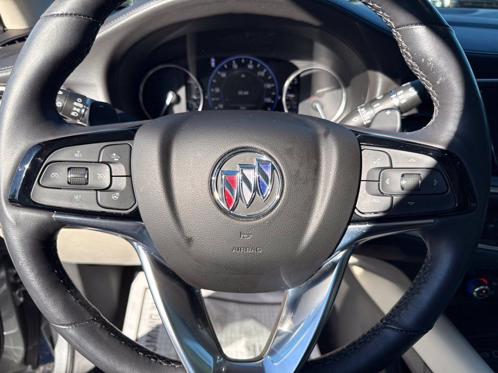 Used 2024 Buick Enclave Avenir w/ Avenir Technology Package AWD/4WD image 28