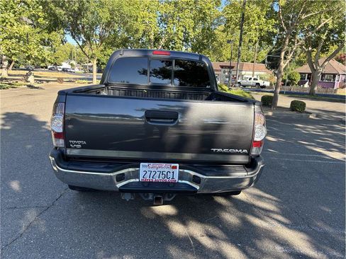 Used 2012 Toyota Tacoma 4x4 Double Cab w/ TRD Off-Road Pkg image 7