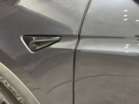 Used 2024 Tesla Model X image 14