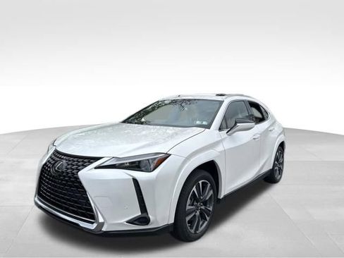 Used 2024 Lexus UX 250h AWD w/ Premium Package image 39
