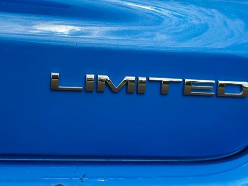 Used 2025 Jeep Compass Limited AWD/4WD image 38