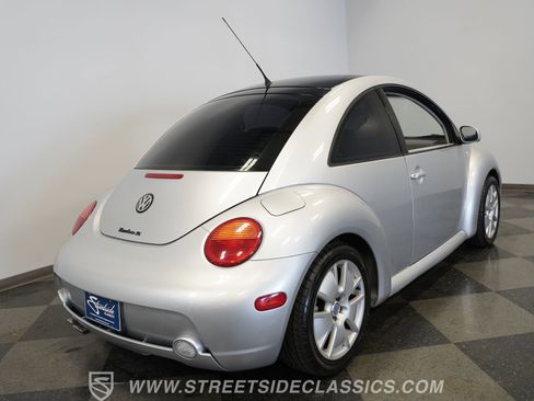Used 2003 Volkswagen Beetle S FWD image 12