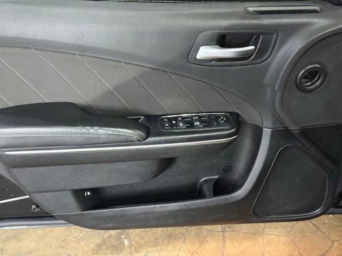 Used 2017 Dodge Charger SXT AWD/4WD image 8