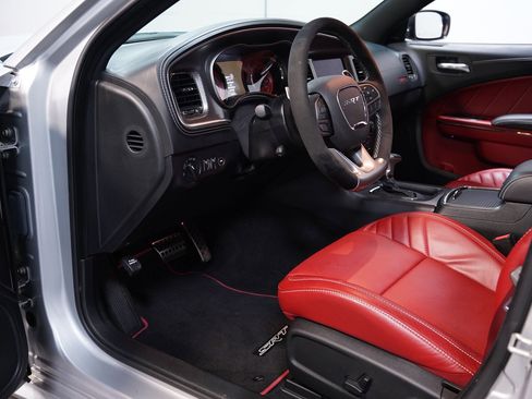 Used 2023 Dodge Charger SRT Hellcat w/ Harman/Kardon Audio Group image 4