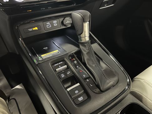 Used 2024 Honda CR-V EX-L image 13