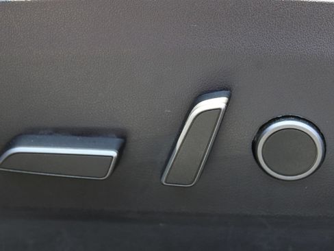Used 2022 Tesla Model 3 Long Range AWD/4WD image 21