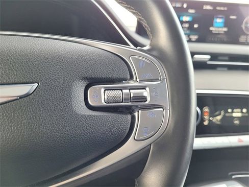 Used 2025 Genesis GV70 2.5T image 14