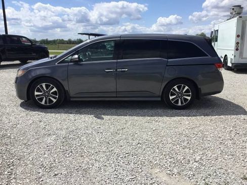 Used 2016 Honda Odyssey Touring Elite image 8