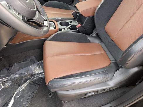 Used 2025 Subaru Forester Touring w/ Protection Package image 11