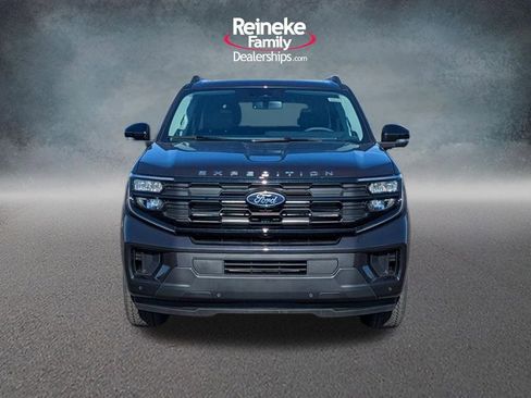 New 2026 Ford Expedition Max Active image 2