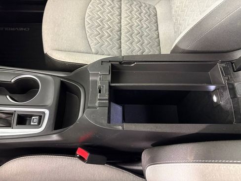 Used 2024 Chevrolet Equinox LS w/ Driver Confidence II Package FWD image 34