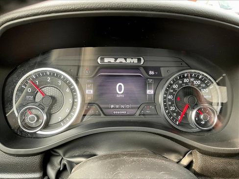 Used 2024 RAM 1500 Big Horn AWD/4WD image 5