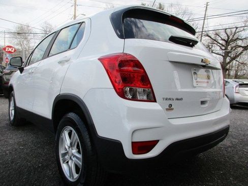 Used 2018 Chevrolet Trax LS image 6