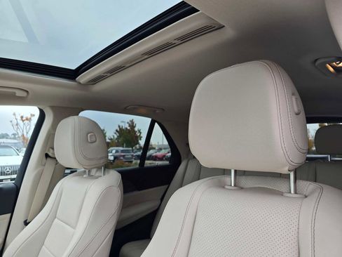 Used 2025 Mercedes-Benz GLE 350 4MATIC image 23