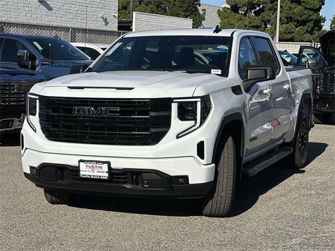 New 2026 GMC Sierra 1500 Elevation w/ LPO, Elevation Black Package image 6