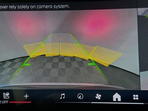 Used 2024 BMW X5 sDrive40i image 25