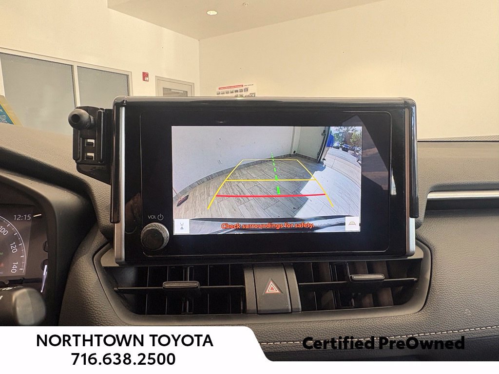 Used 2024 Toyota RAV4 LE FWD image 21