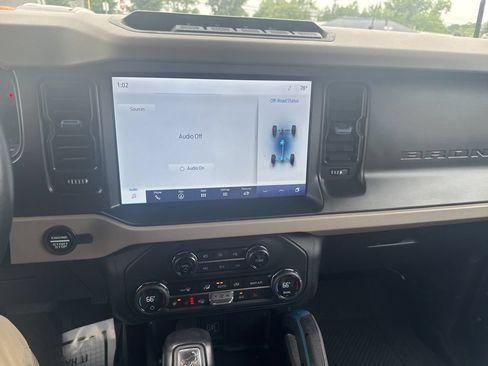Used 2023 Ford Bronco Wildtrak AWD/4WD image 6