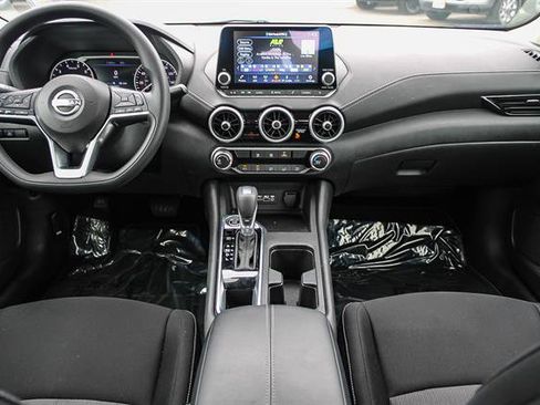 Used 2024 Nissan Sentra SV image 12