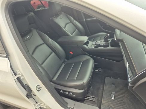 Used 2020 Cadillac XT4 Sport w/ Driver Awareness Package image 18