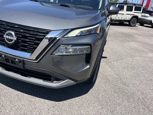 Used 2022 Nissan Rogue SV AWD/4WD image 9