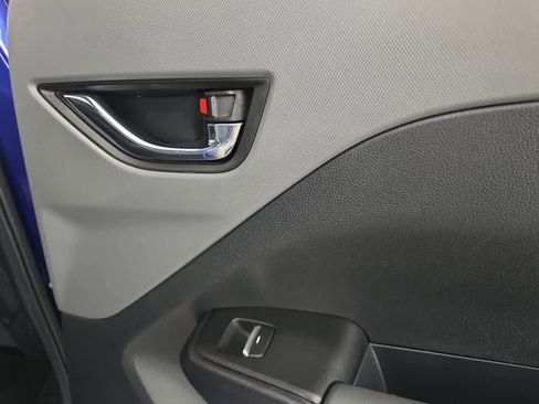 Used 2025 Subaru Crosstrek 2.5i Limited image 13