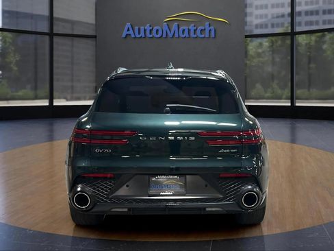 Used 2022 Genesis GV70 3.5T Sport w/ Sport Prestige Package AWD/4WD image 10