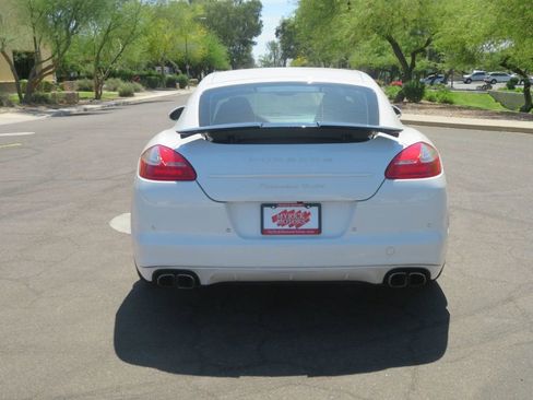 Used 2010 Porsche Panamera Turbo image 12