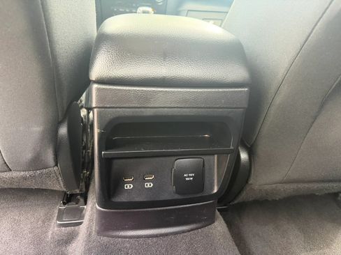 Used 2019 Ford Ranger XLT w/ Equipment Group 302A Luxury AWD/4WD image 19