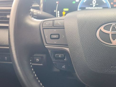 Used 2025 Toyota Camry SE FWD image 22