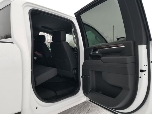 New 2026 Chevrolet Silverado 3500 LT w/ Snow Plow Prep/Camper Package image 22