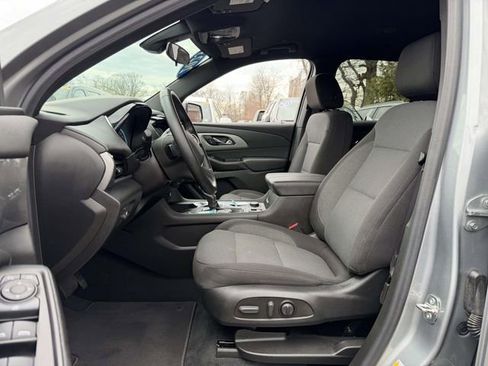 Certified 2023 Chevrolet Traverse LT image 10