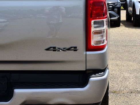 Used 2022 RAM 1500 Big Horn AWD/4WD image 12