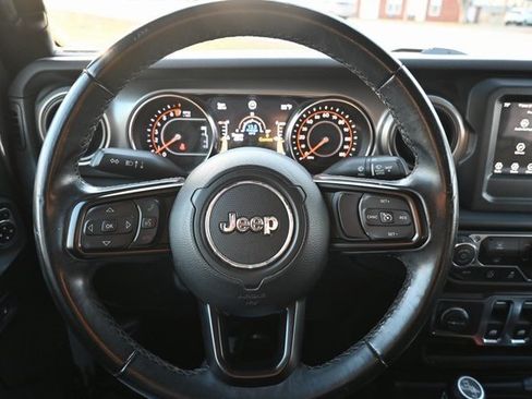 Used 2020 Jeep Wrangler Sport image 38